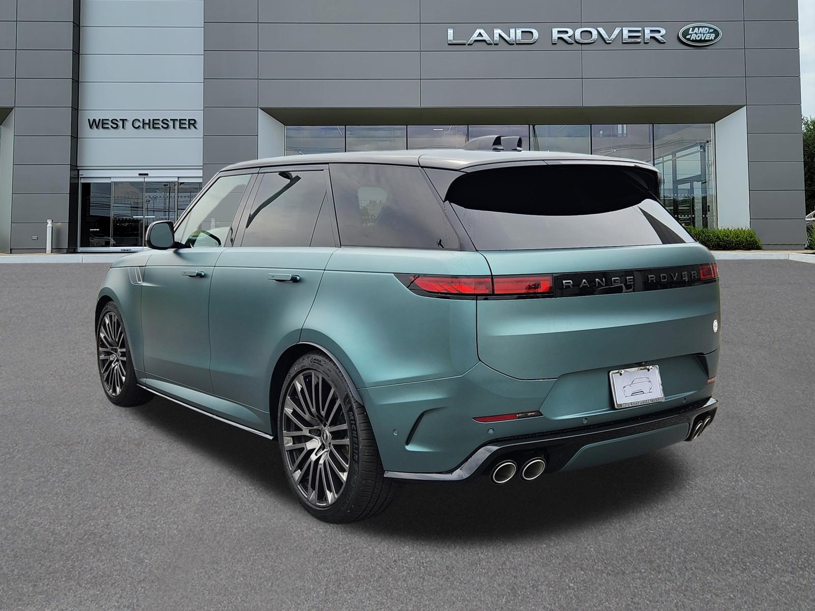 Used 2025 Land Rover Range Rover Sport SV Edition Two AWD/4WD image 3
