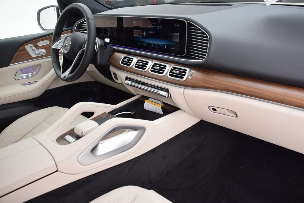 New 2026 Mercedes-Benz GLE 580 4MATIC image 14