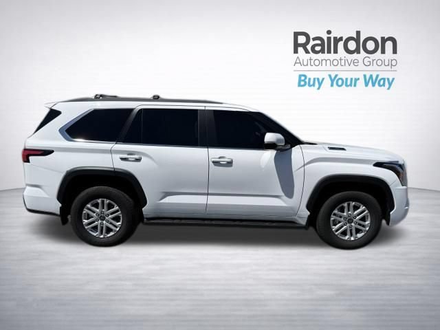 Used 2024 Toyota Sequoia SR5 w/ SR5 Premium Package AWD/4WD image 8