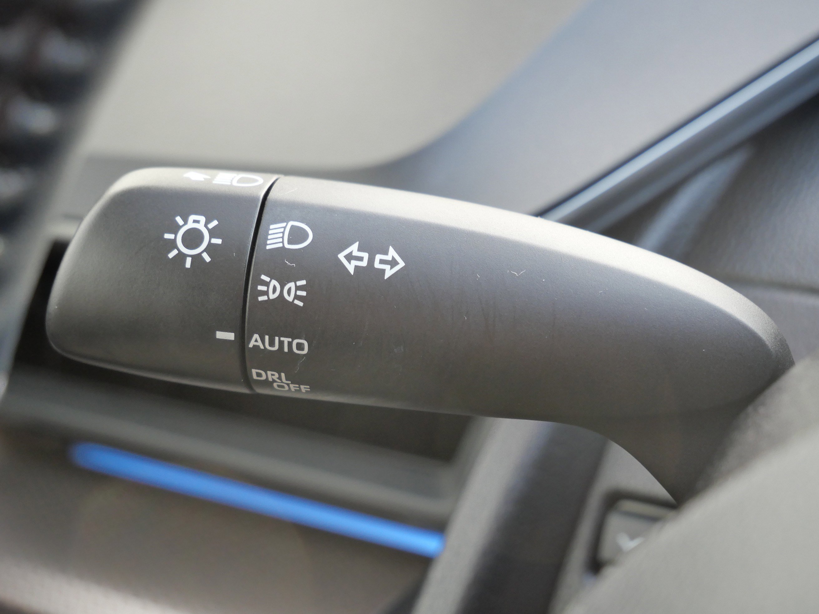 Used 2024 Toyota Prius XLE image 34