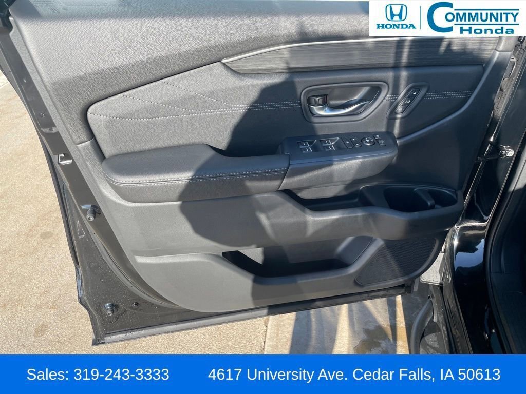New 2026 Honda Pilot Touring image 11