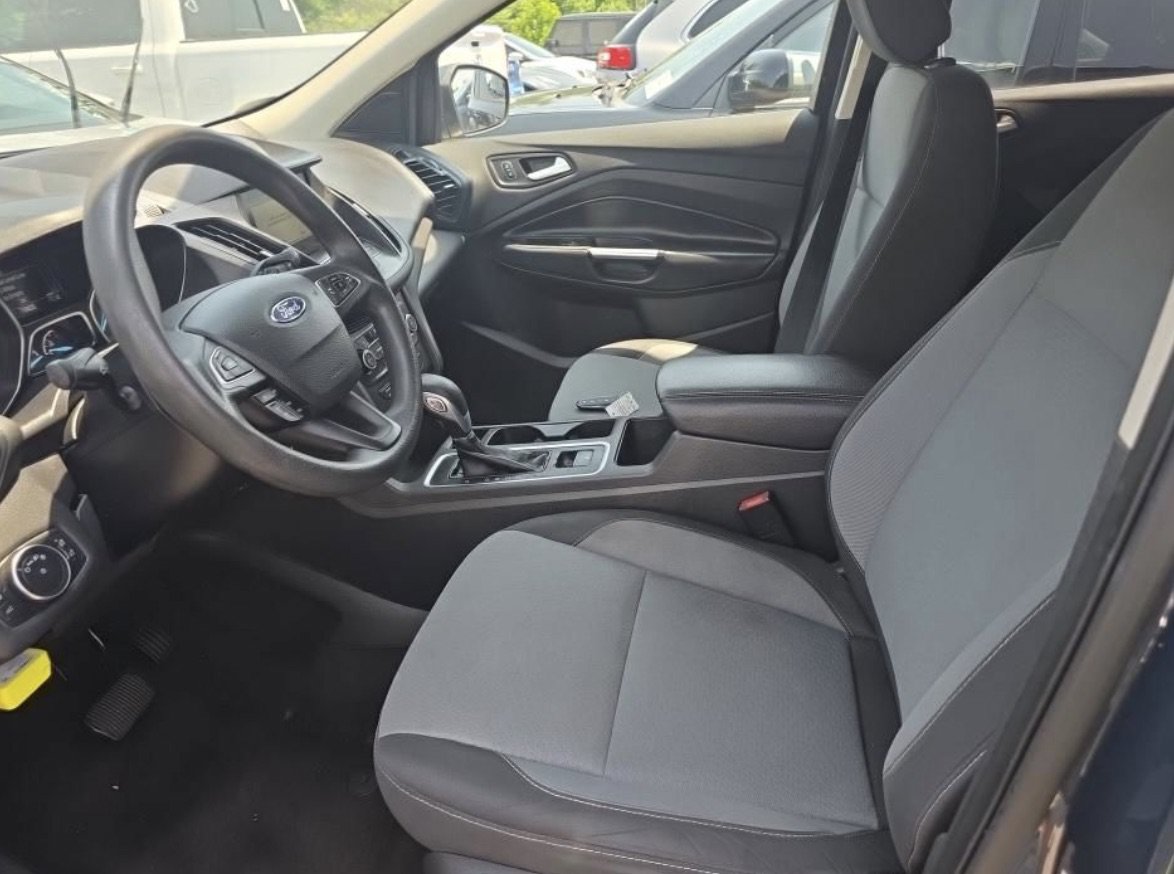 Used 2019 Ford Escape SE FWD image 6