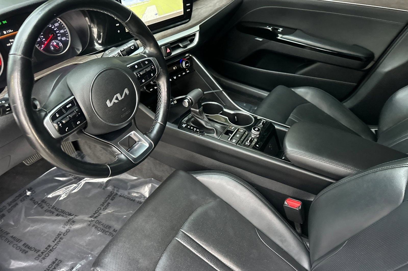 Used 2022 Kia K5 EX w/ EX Premium Package image 4