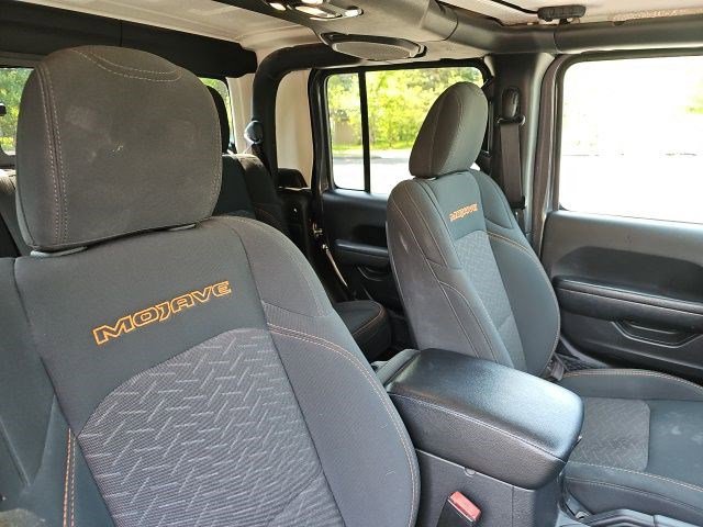 Used 2022 Jeep Gladiator Mojave w/ Cold Weather Group image 12