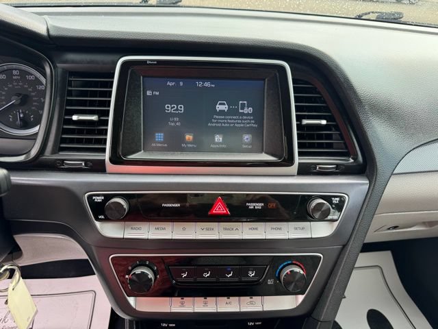 Used 2018 Hyundai Sonata SE FWD image 4