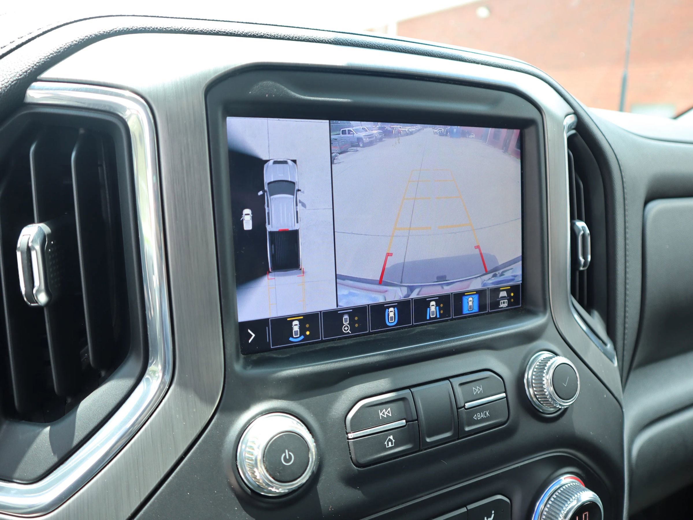 Used 2021 GMC Sierra 2500 Denali w/ Denali Ultimate Package image 19