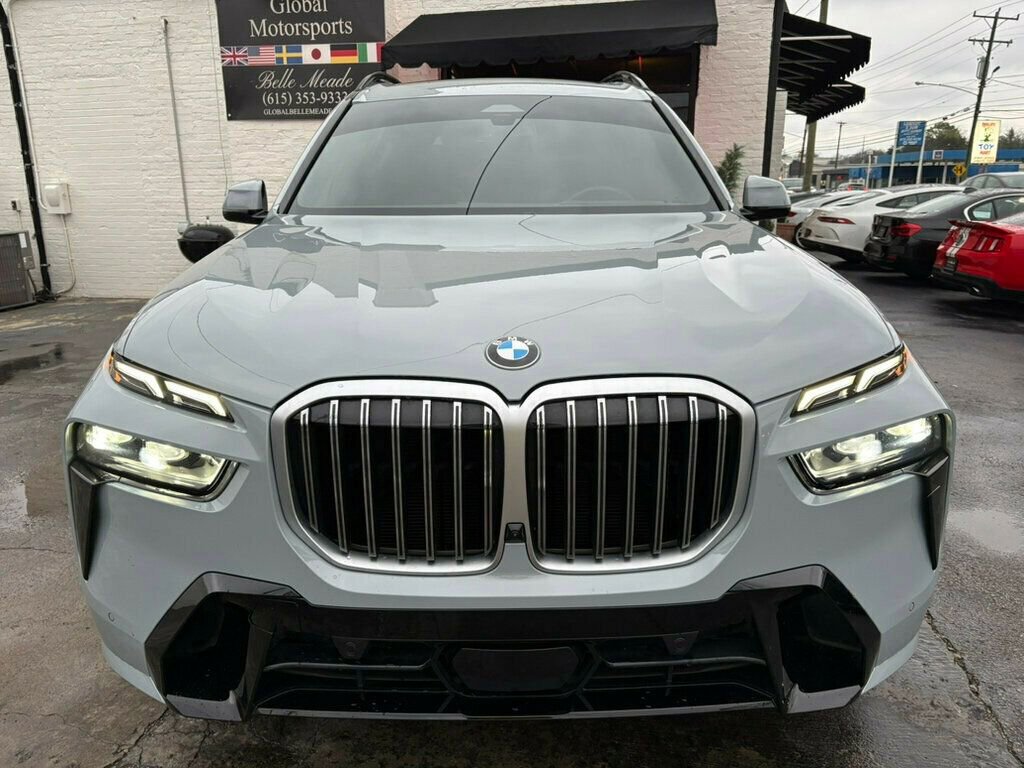 Used 2023 BMW X7 xDrive40i w/ M Sport Package image 8