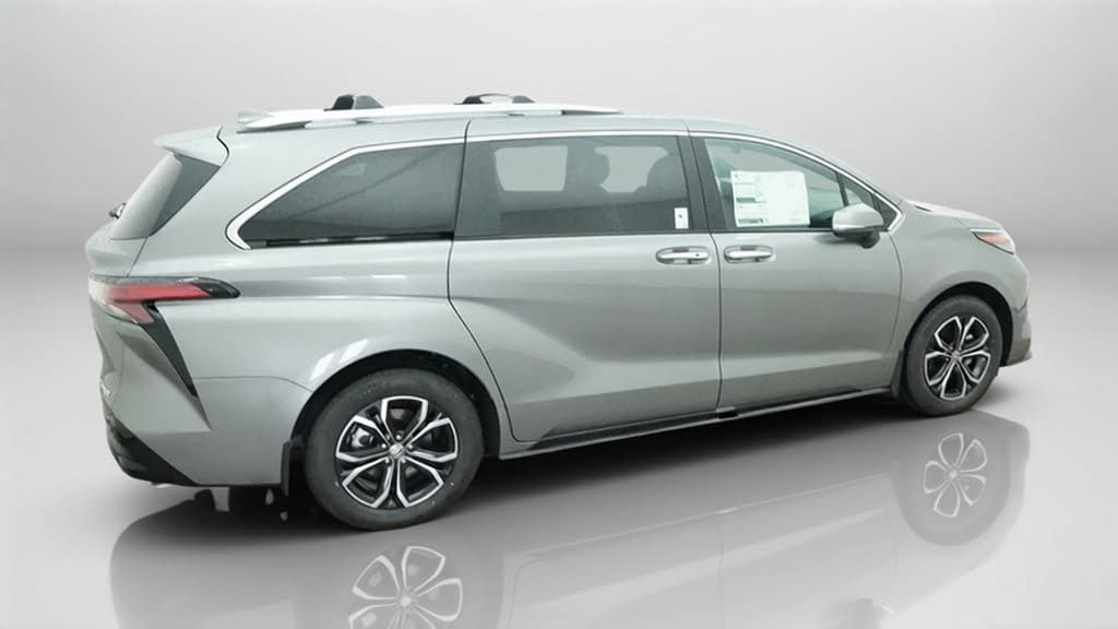 New 2026 Toyota Sienna Platinum AWD/4WD image 10