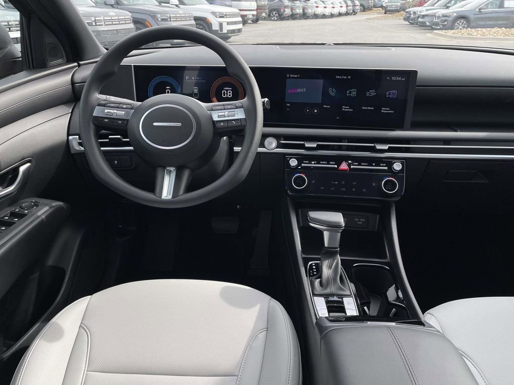 Certified 2025 Hyundai Santa Cruz SEL image 4