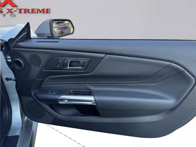 Used 2025 Ford Mustang Premium image 39
