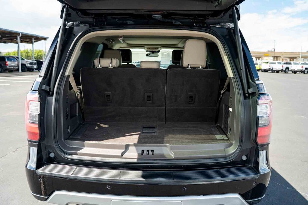 Used 2021 Ford Expedition Limited AWD/4WD image 30