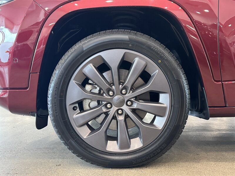 Used 2019 Jeep Cherokee High Altitude image 44