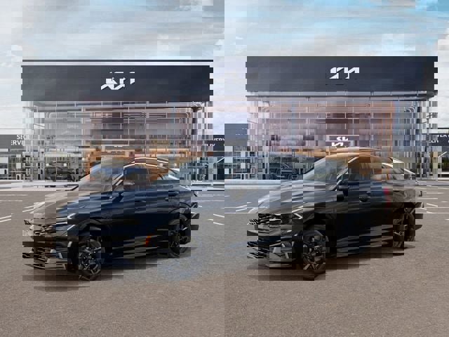 New 2025 Kia K5 LXS image 3