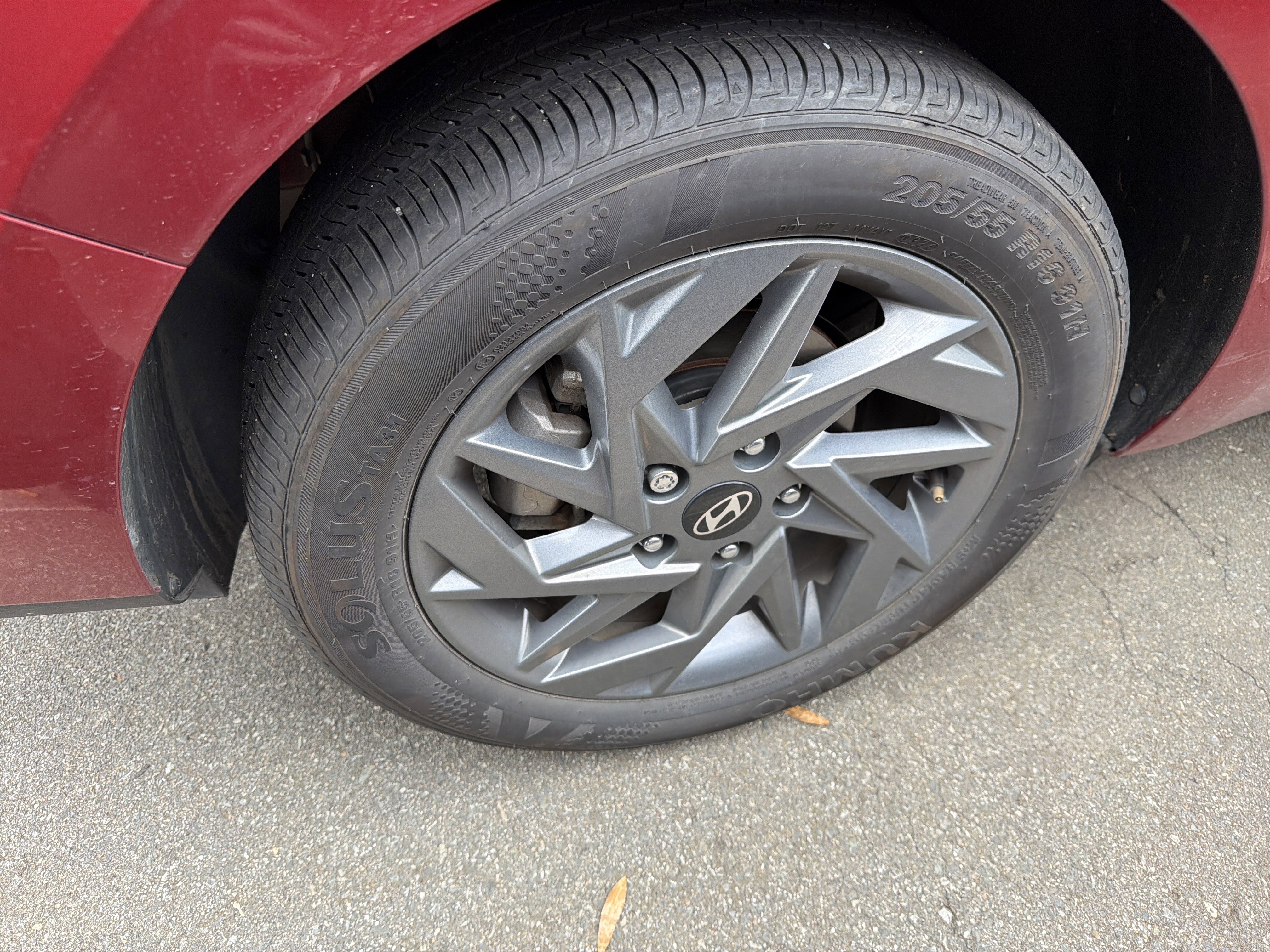 Used 2024 Hyundai Elantra SEL image 13