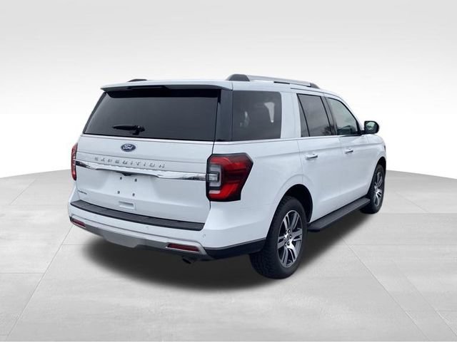 Used 2024 Ford Expedition Limited AWD/4WD image 3