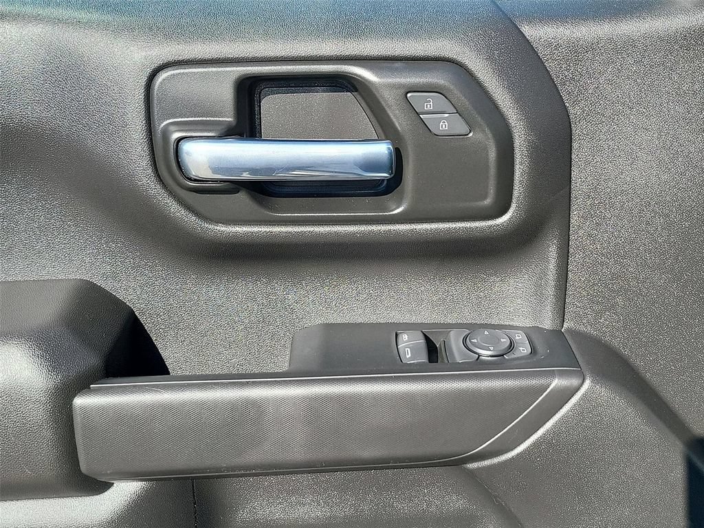 Used 2025 Chevrolet Silverado 1500 W/T RWD image 15