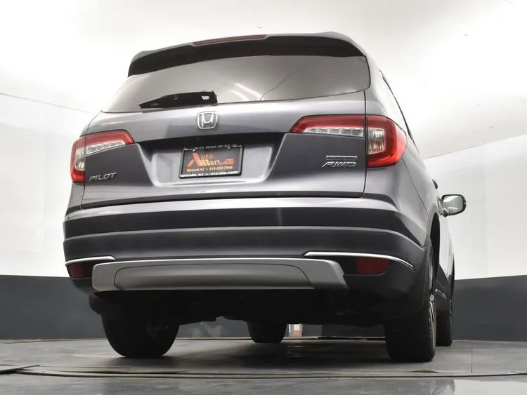 Used 2022 Honda Pilot Touring image 13