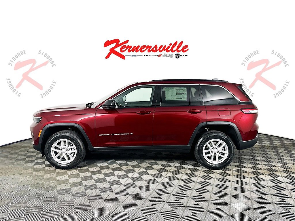 New 2025 Jeep Grand Cherokee Laredo X image 4