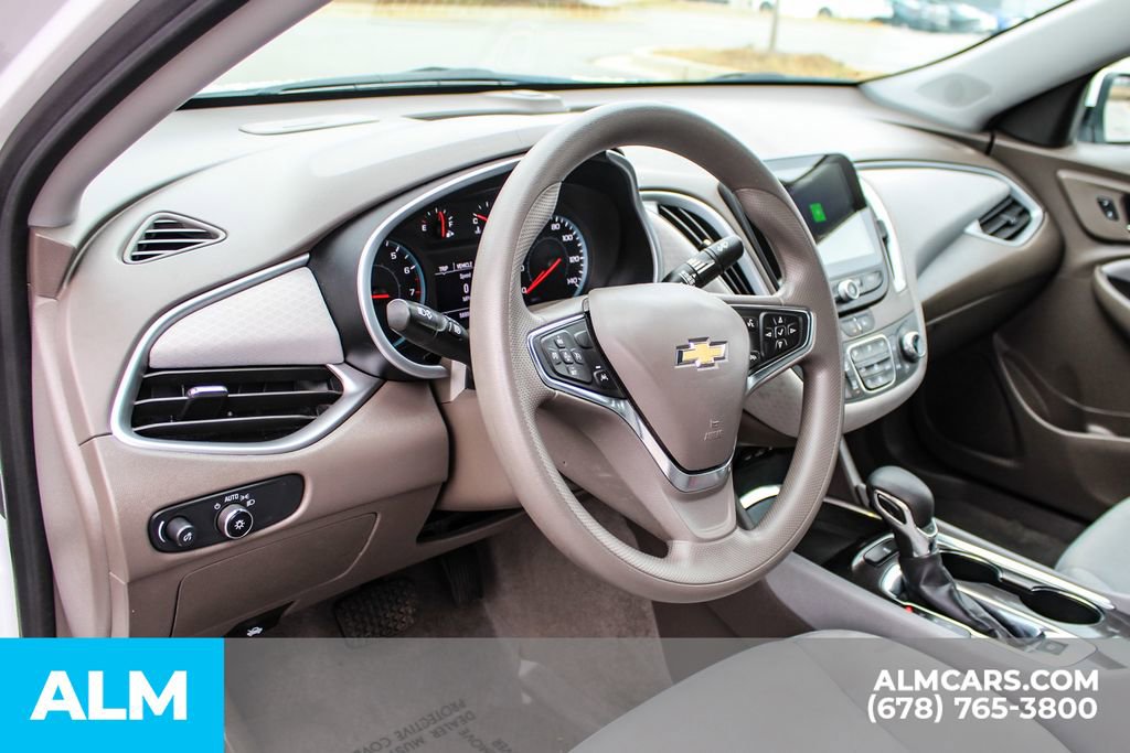 Used 2023 Chevrolet Malibu LT image 30