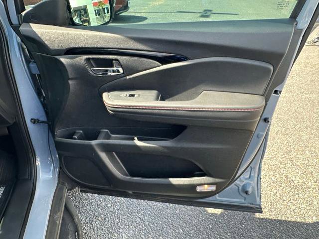 Used 2022 Honda Ridgeline Black Edition image 23