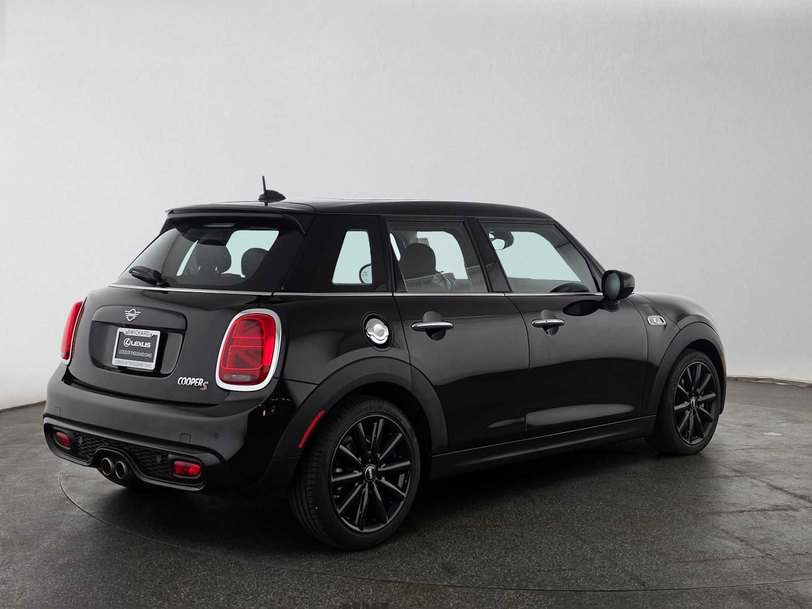 Used 2020 MINI Cooper S FWD image 3