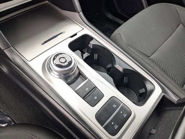 Used 2022 Ford Explorer XLT image 12