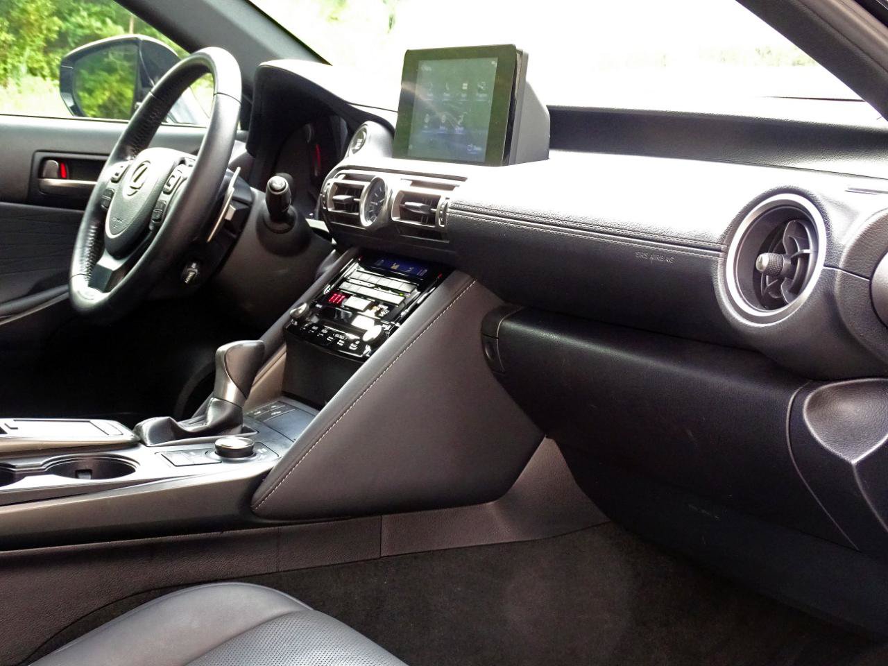 Used 2022 Lexus IS 300 AWD w/ Premium Package image 39