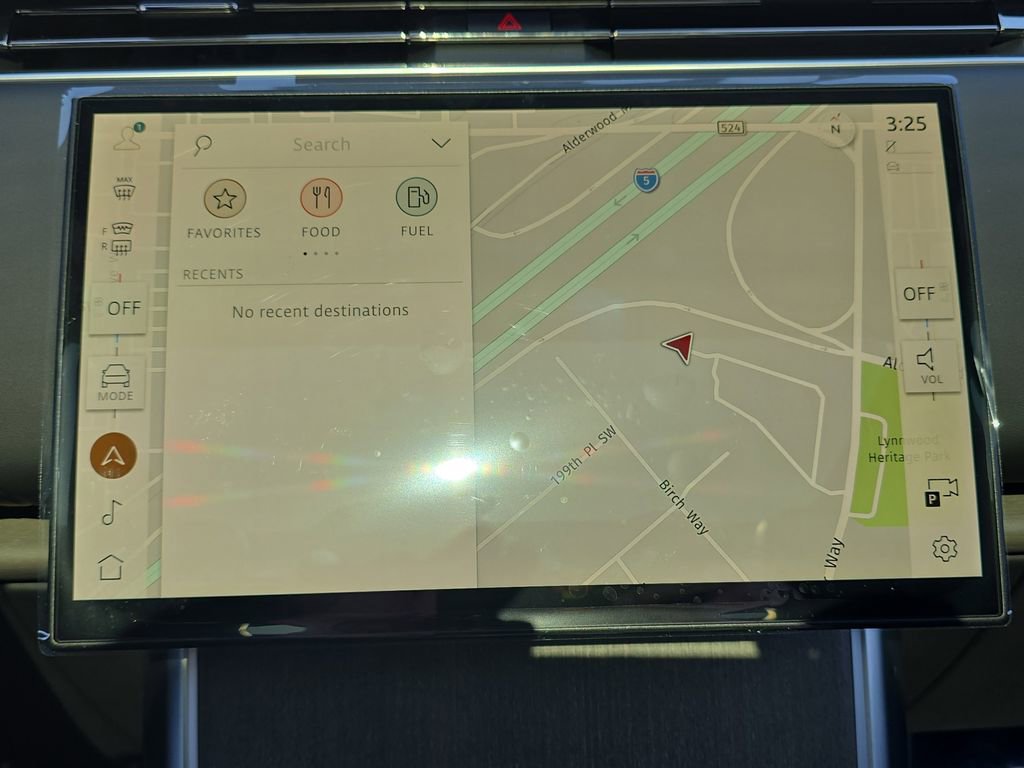 New 2026 Land Rover Range Rover SV image 22