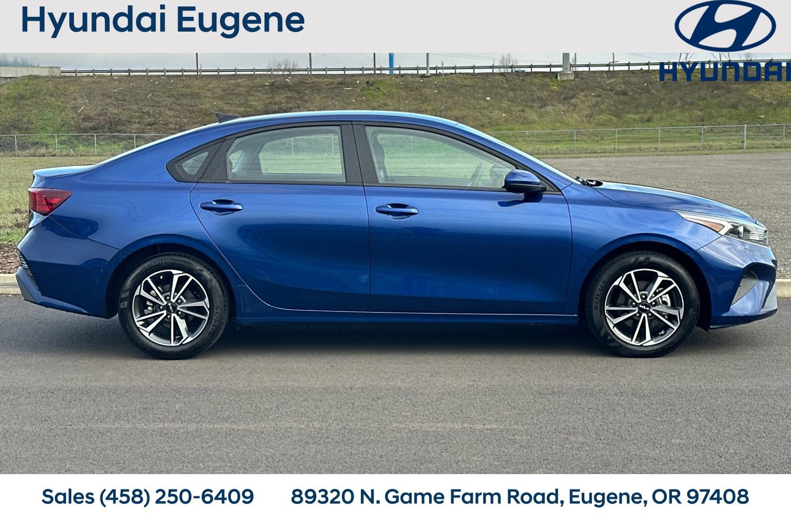 Used 2023 Kia Forte LXS image 2