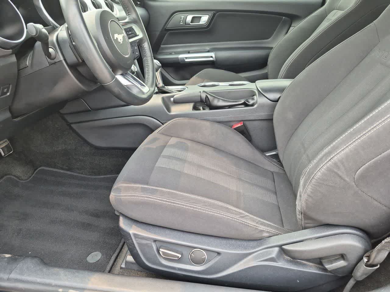 Used 2018 Ford Mustang GT RWD image 9