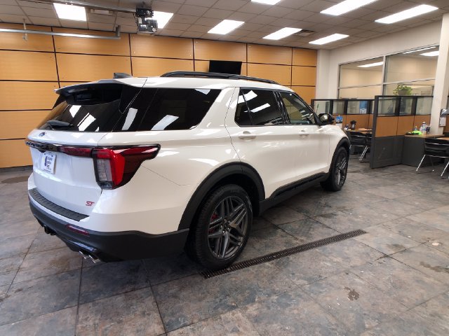 New 2026 Ford Explorer ST w/ Sun And Sound Package AWD/4WD image 7