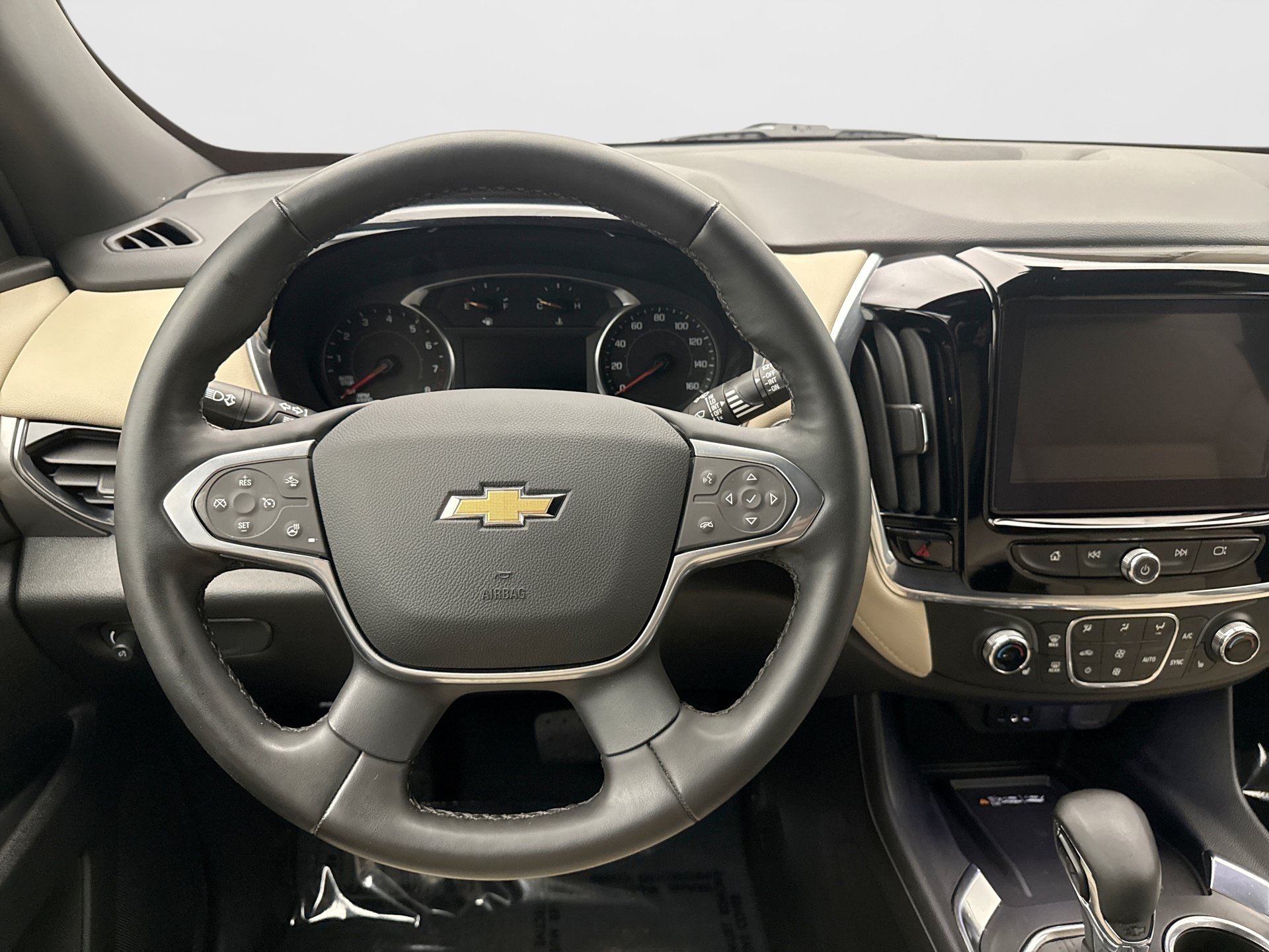 Used 2023 Chevrolet Traverse LT w/ LPO, Floor Liner Package AWD/4WD image 12