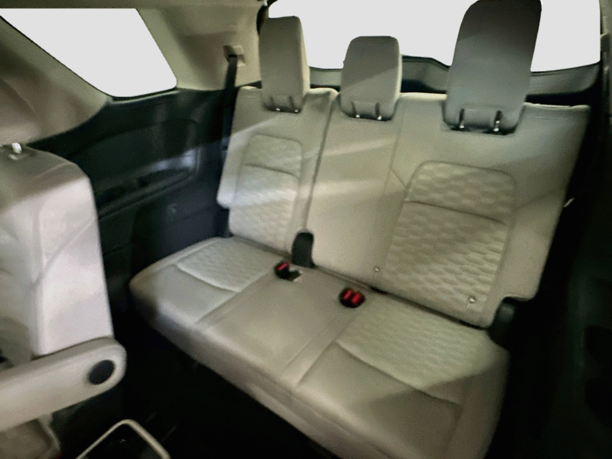 Used 2023 Nissan Pathfinder SV w/ SV Premium Package AWD/4WD image 29