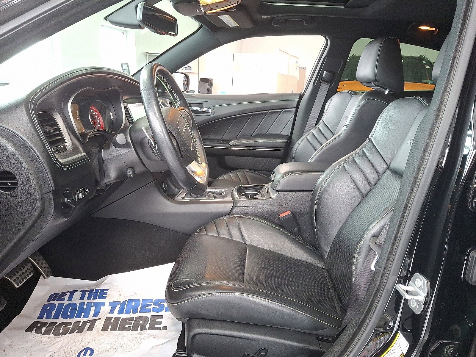 Used 2022 Dodge Charger SRT Hellcat w/ Harman/Kardon Audio Group image 14