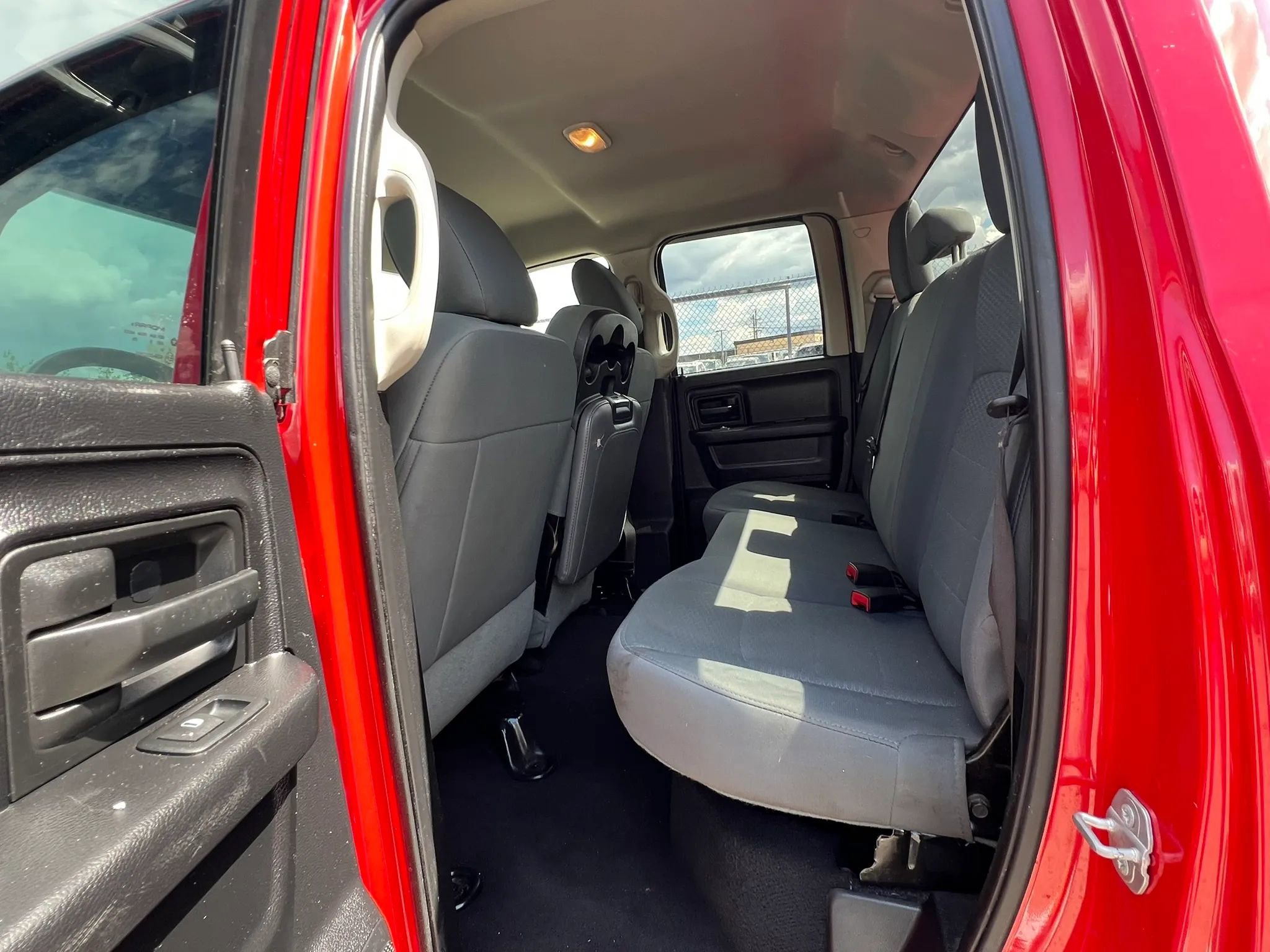 Used 2016 RAM 1500 Express AWD/4WD image 26