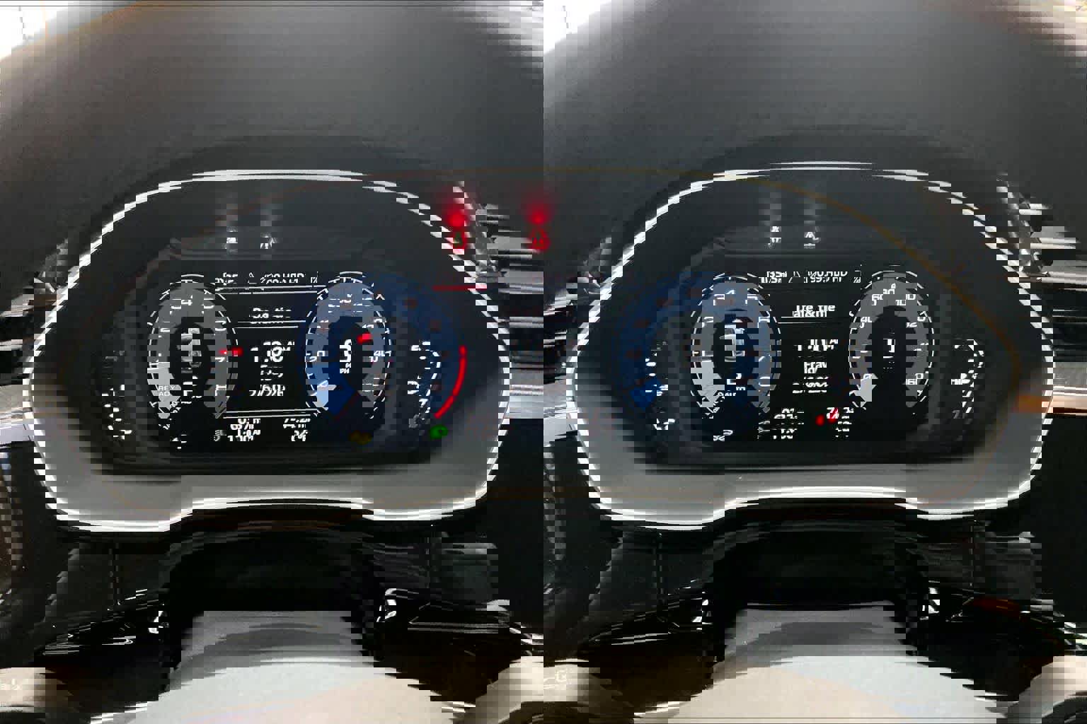 Certified 2025 Audi Q3 2.0T Premium w/ Convenience Package image 23