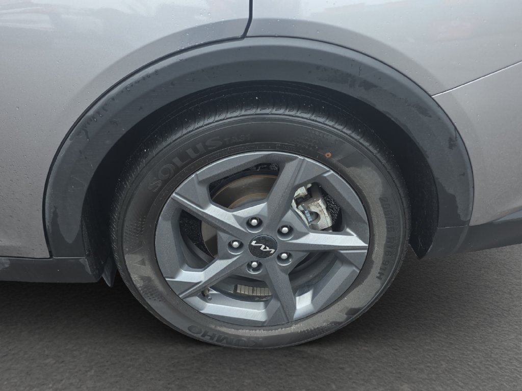 Used 2025 Kia K4 FWD image 5