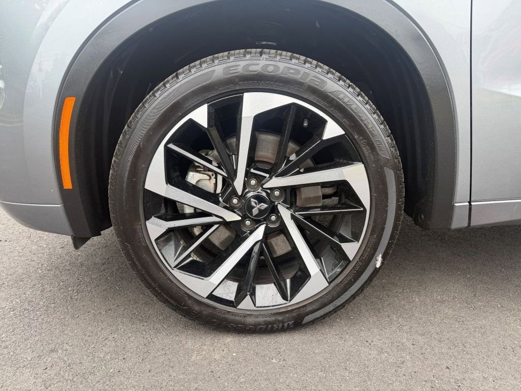 Used 2024 Mitsubishi Outlander SEL AWD/4WD image 8