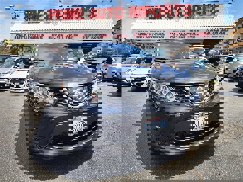 Used 2019 Nissan Rogue Sport S w/ Appearance Package image 28