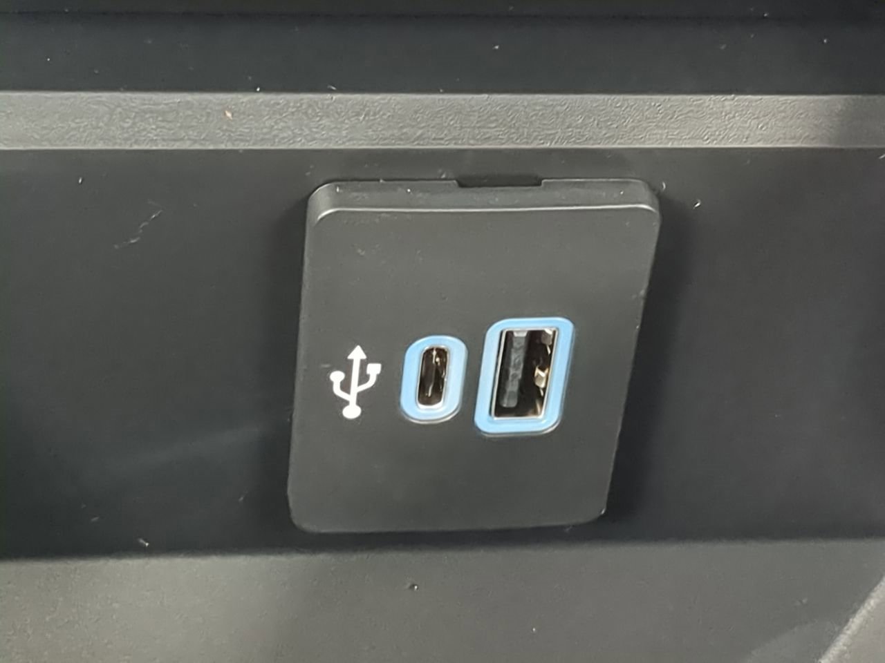 New 2025 Ford F350 King Ranch w/ Chrome Package image 22