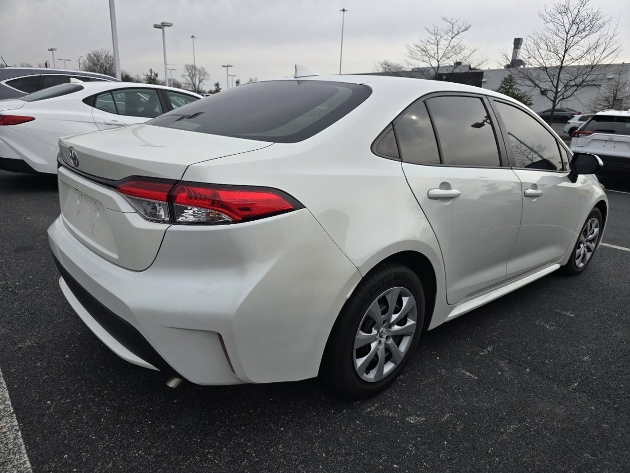 Used 2020 Toyota Corolla LE image 7