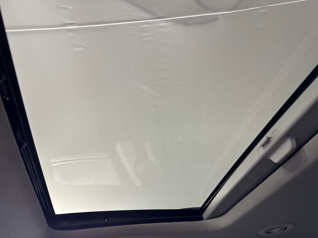 Used 2022 GMC Acadia AT4 w/ GMC Pro Grade Package image 28