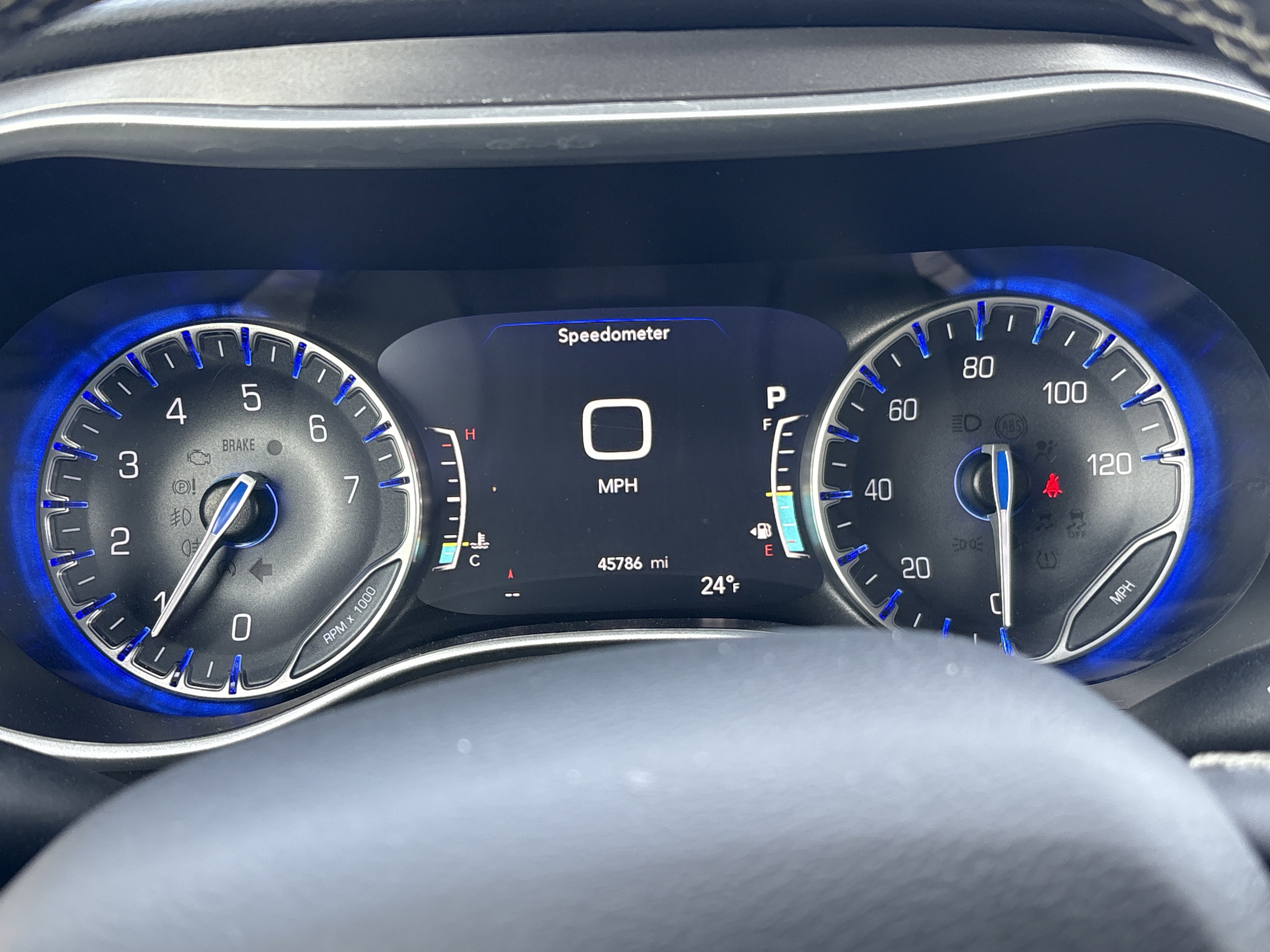 Used 2024 Chrysler Pacifica Touring-L image 21