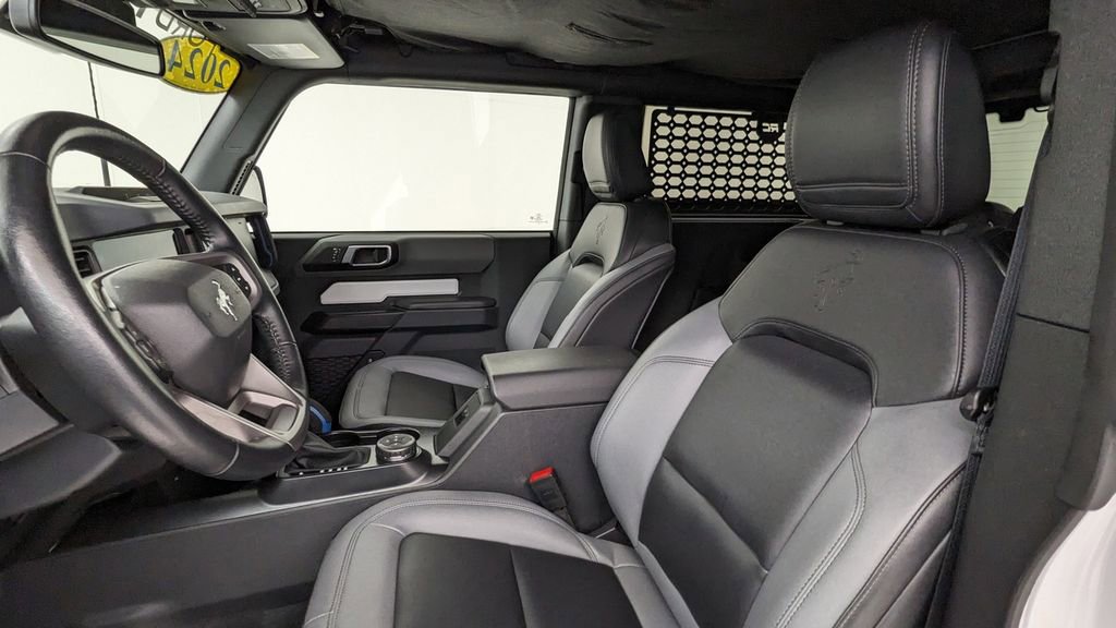 Certified 2024 Ford Bronco Black Diamond image 2