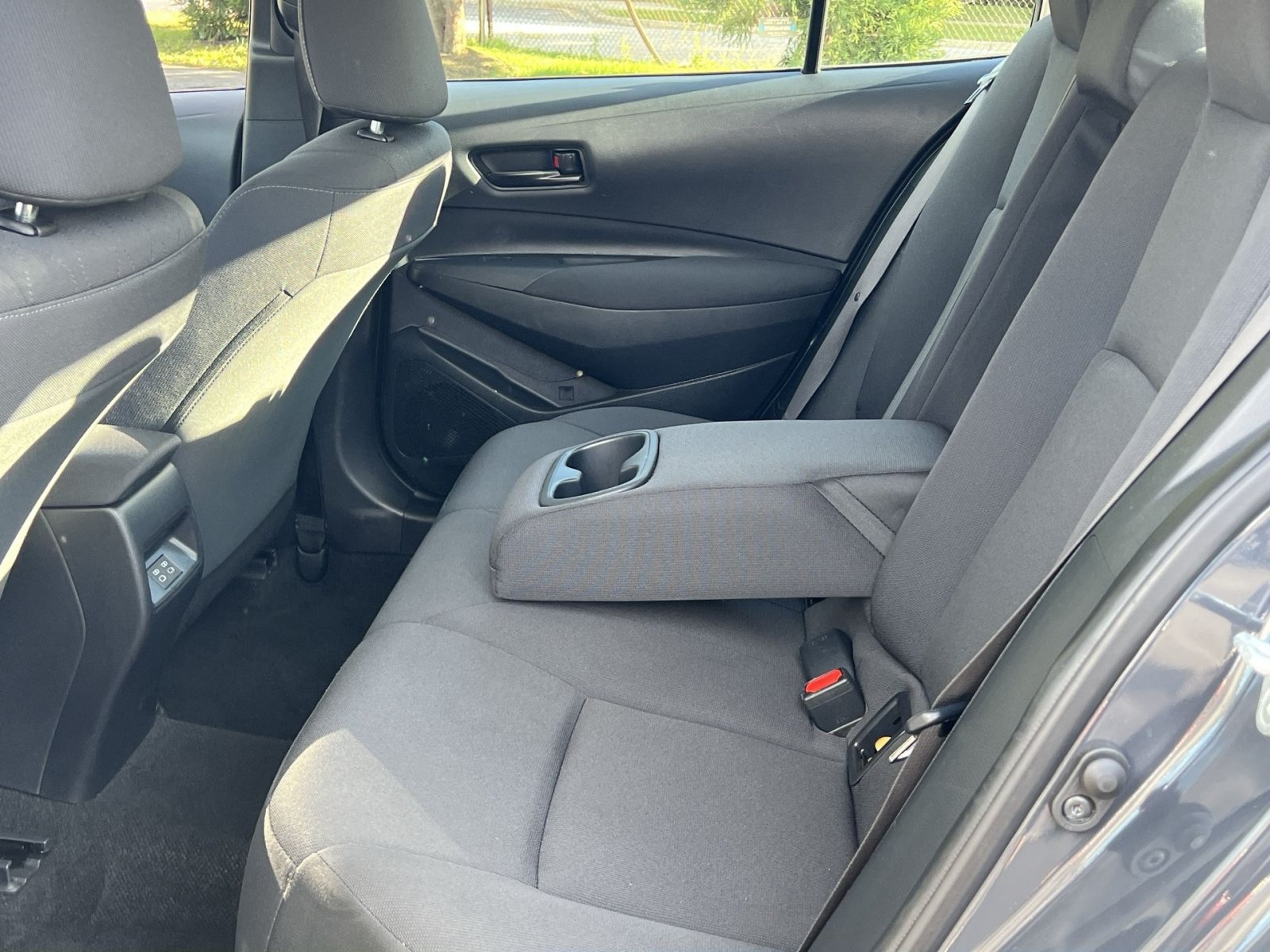 Used 2024 Toyota Corolla LE FWD image 23
