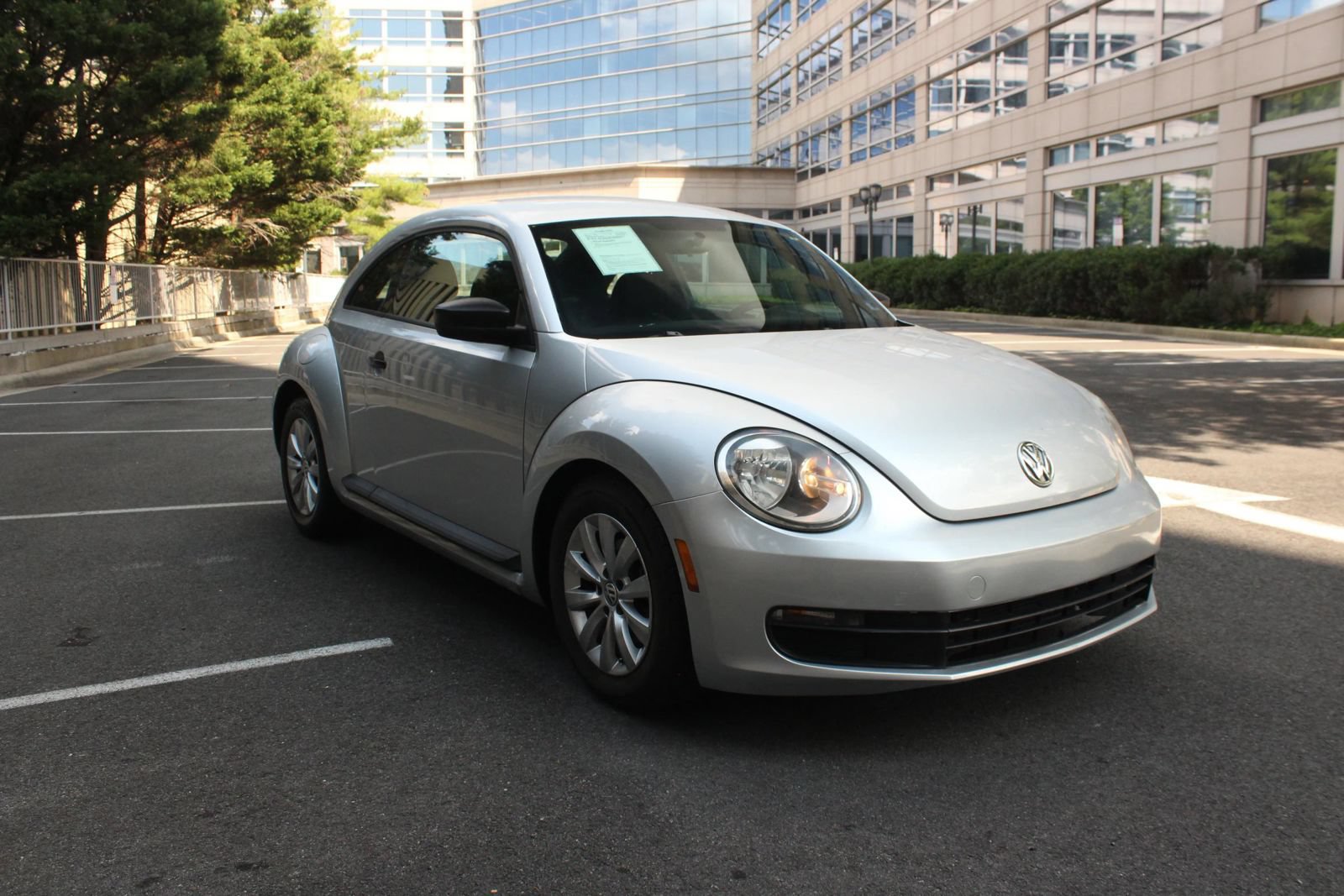 Used 2014 Volkswagen Beetle 1.8T FWD image 1