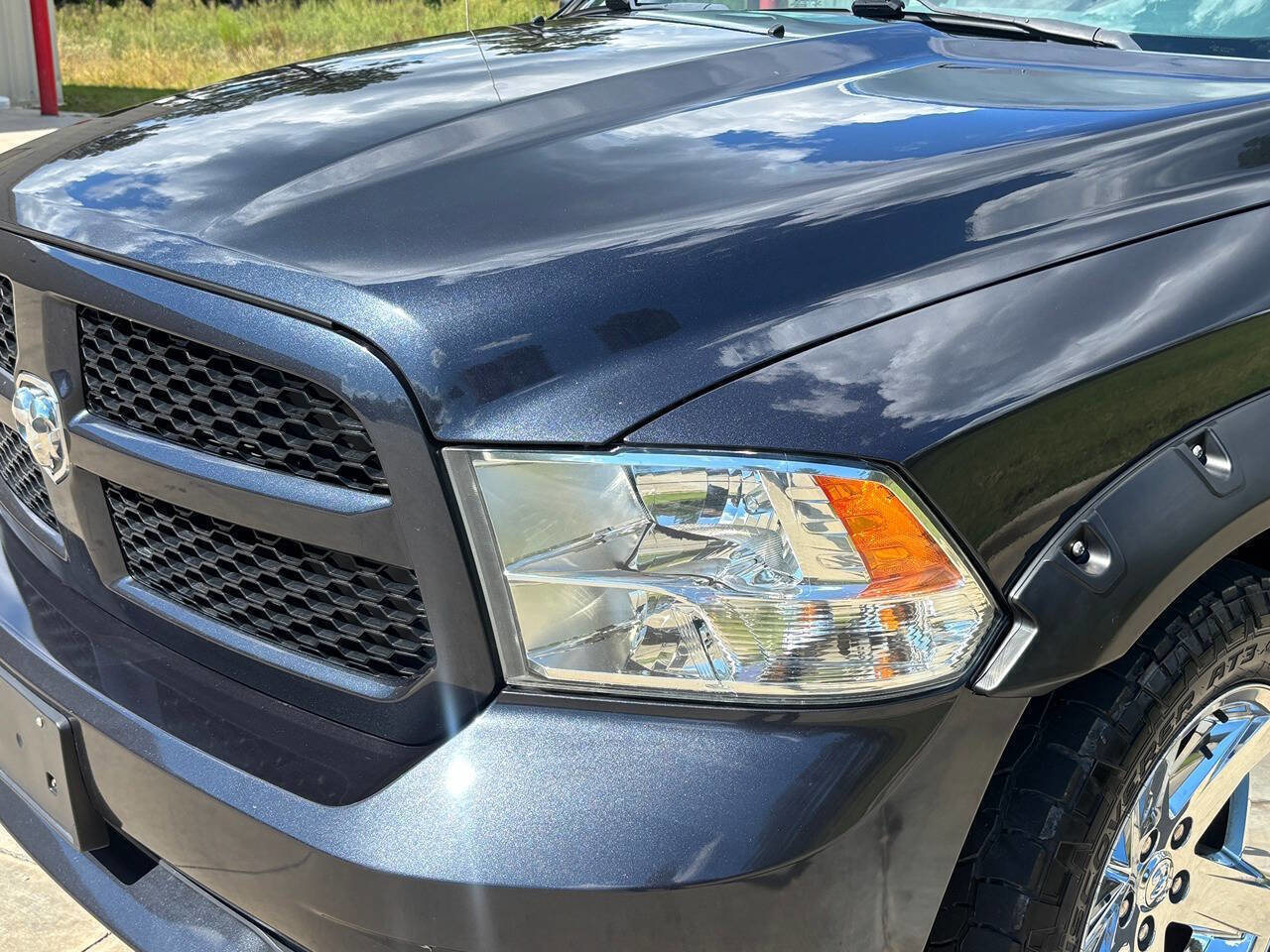 Used 2015 RAM 1500 Express image 8