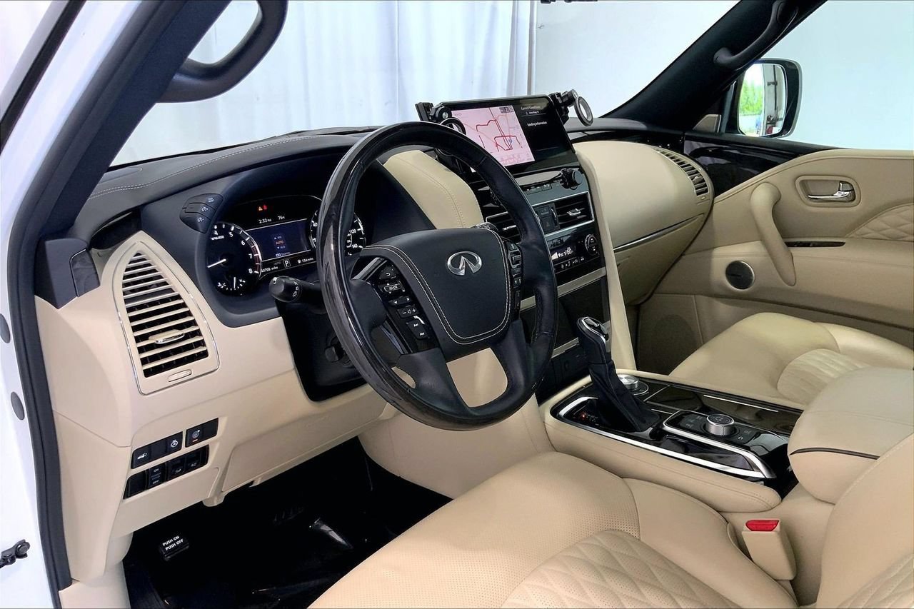 Used 2023 INFINITI QX80 Sensory w/ Cargo Package AWD/4WD image 14