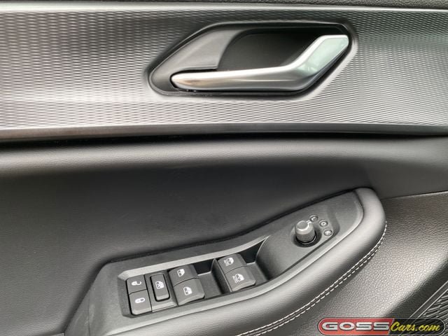 New 2026 Jeep Grand Cherokee Laredo X AWD/4WD image 24
