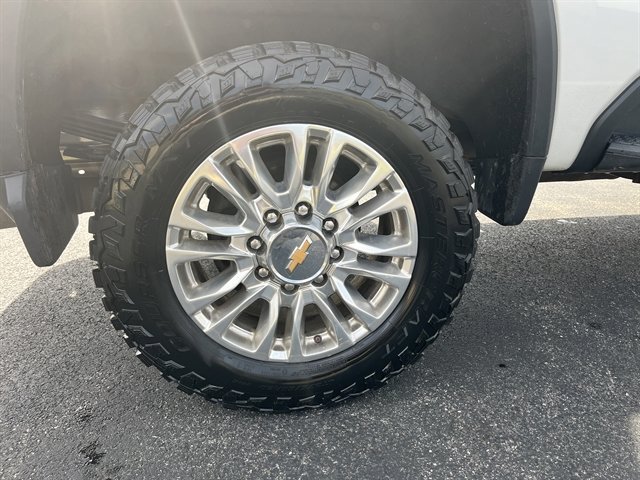 Used 2021 Chevrolet Silverado 2500 High Country w/ Z71 Off-Road Package AWD/4WD image 8